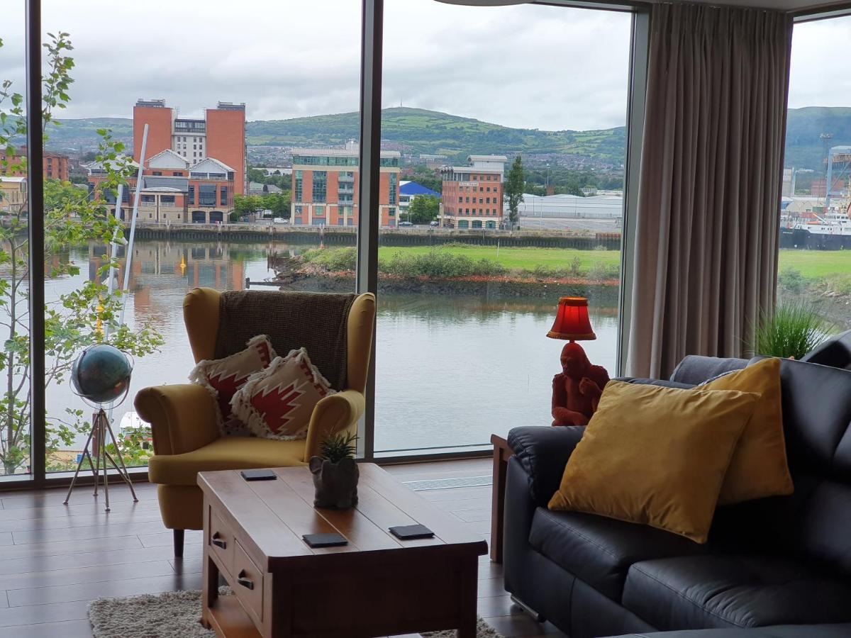 Luxury Apartment Marina Views At Titanic Quarter Belfast Ngoại thất bức ảnh